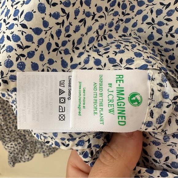 J Crew Liberty button down ruffle collar blouse blue and white floral size 4 - Picture 5 of 8